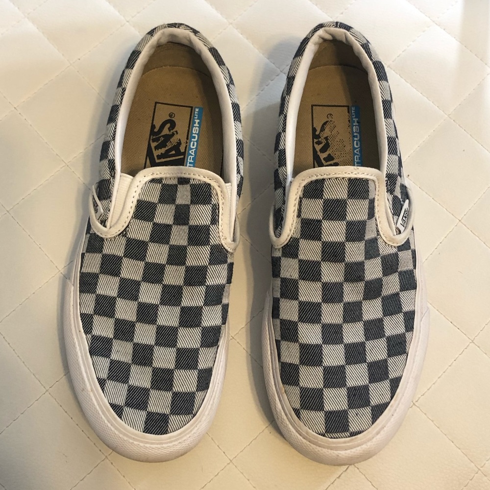 Checkered Vans - Picture 9 of 9